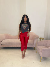 Load image into Gallery viewer, Heather capris in red
