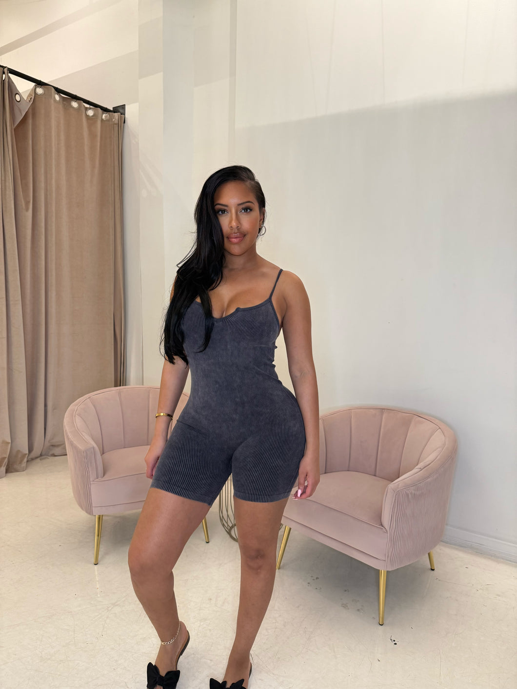 Ribbed romper in gray