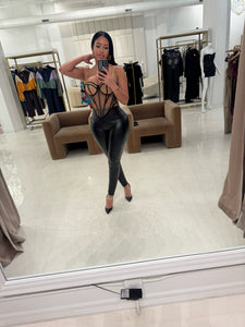 Snatched leather leggings in black