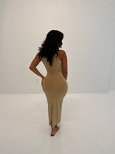 Load image into Gallery viewer, Soft woman dress in tan