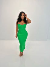 Load image into Gallery viewer, Jessica bodycon dress in green