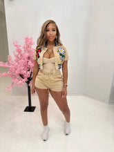 Load image into Gallery viewer, Varsity short set in tan