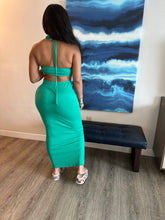 Load image into Gallery viewer, Daisy maxi in mint green