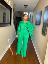 Load image into Gallery viewer, Vivian set in emerald green
